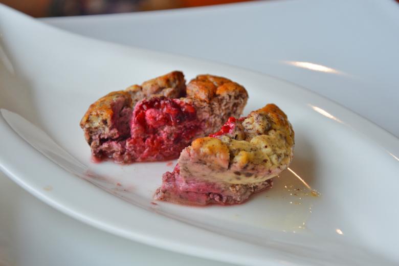 Käsekuchen-Muffin mit Himbeeren