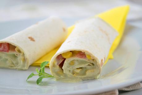 Schneller Avocado-Mais-Wrap