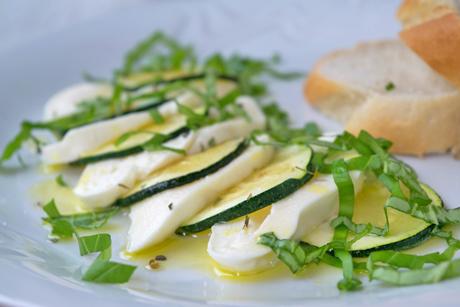 Lauwarmes Zucchetti-Caprese