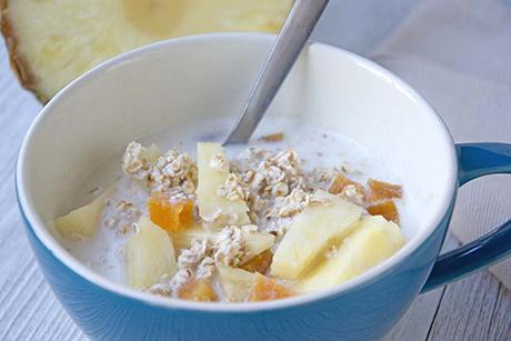 Aprikosen-Ananas-Müesli