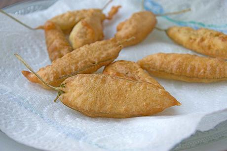 Frittierte Salbeiblättchen