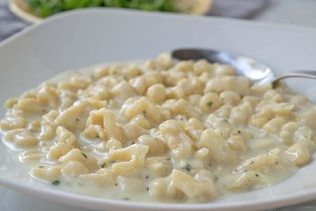 Spätzli mit Käsesauce