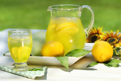 Zitronenlimonade