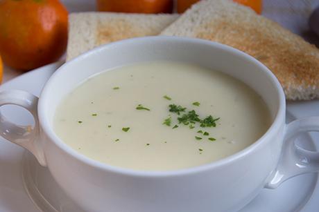 Mandarinen-Sellerie-Suppe