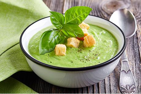 Broccoli-Basilikum-Suppe