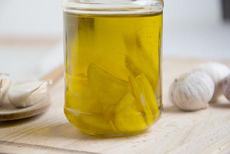 Knoblauchöl