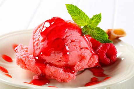 Schnelles Himbeerglace