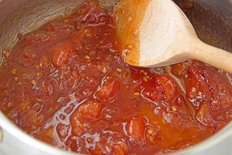 Tomaten-Aprikosen-Chutney
