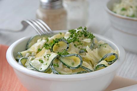 Zucchetti-Joghurt-Salat
