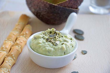 Avocado-Basilikum-Dip