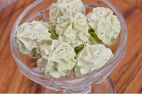 Kräuterbutter
