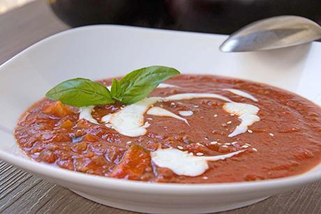 Auberginen-Sesam-Suppe
