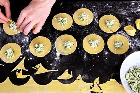 Raviolifüllung mit Spinat und Ricotta