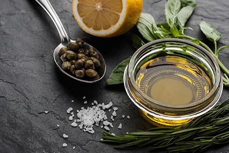 Kapern-Oliven-Fischmarinade