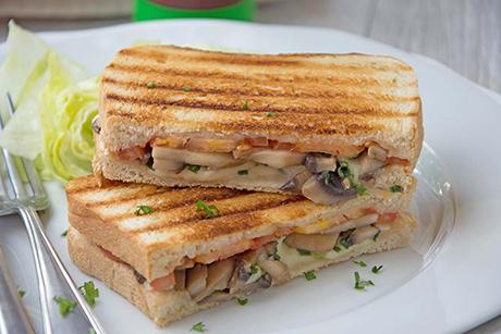 Sandwich mit Pilzen