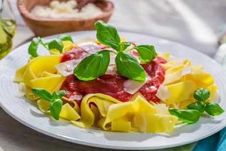 Pappardelle mit Tomatensauce