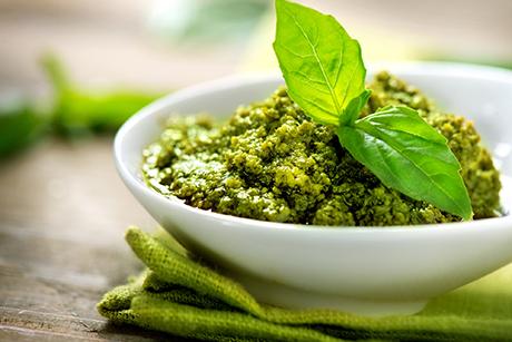 Kräuterpesto