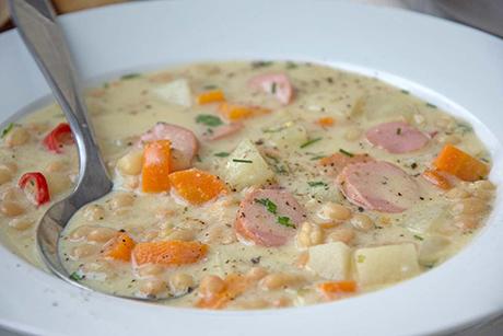 Weisse Bohnensuppe
