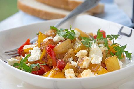 Bunte Gemüse-Feta-Pfanne