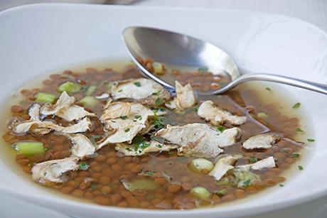 Linsensuppe mit Topinambur