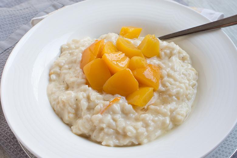 Orangen-Risotto an Pfirsichsalat