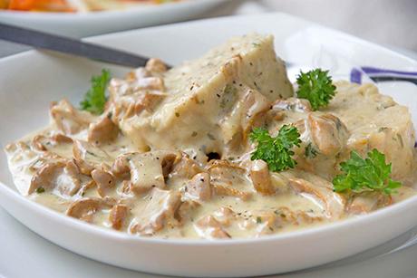 Eierschwämmli mit Rahmsauce