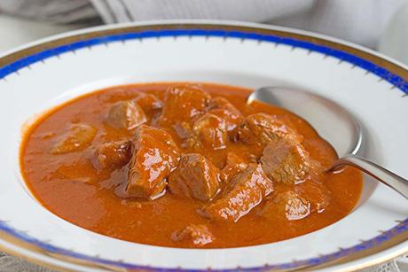 Gulasch ohne Wein