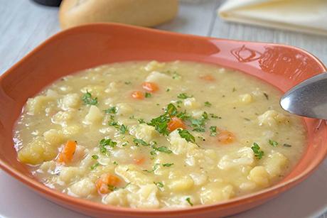 Gemüsesuppe mit Rahm