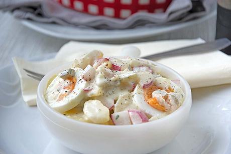 Kartoffelsalat mit Ei