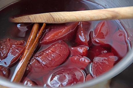 Zwetschgenkompott mit Rum