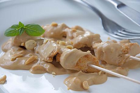 Erdnusssauce mit Kokosmilch