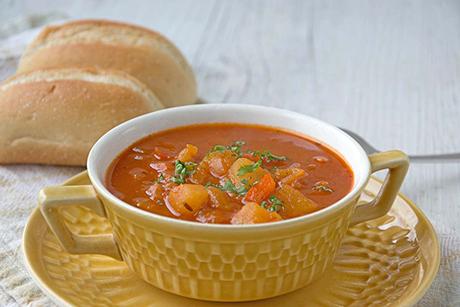 Ungarische Gulaschsuppe