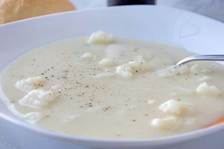 Blumenkohlsuppe mit Lauch