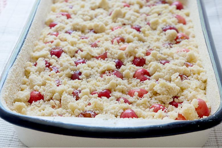 Kirschkuchen mit Streuseln