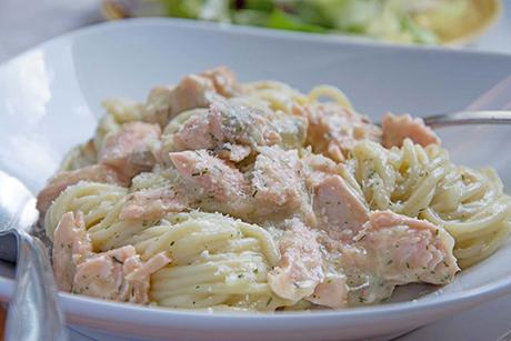 Spaghetti mit Lachs